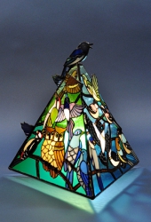 四季の野鳥をデンザインしたランプ