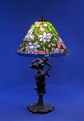 梔子の花とツバメのヴィーナスランプ