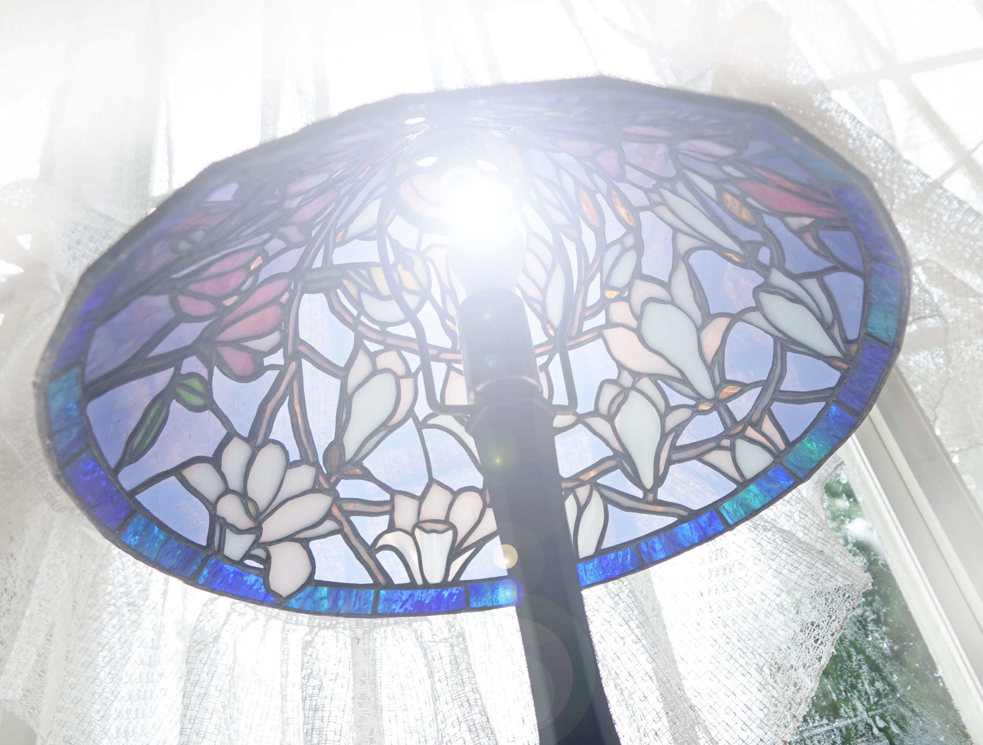 ステンドグラス 花 スタンドランプ 花鳥 春 モクレン