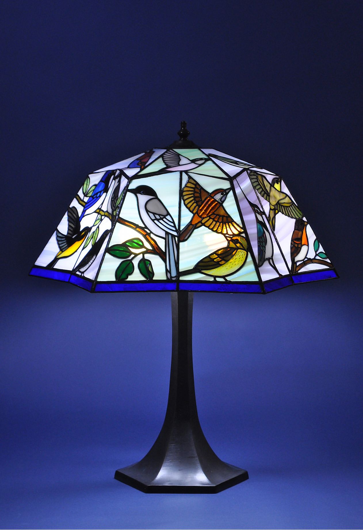 ステンドグラス 鳥 インテリア スタンドランプ 花鳥 野鳥の楽園
