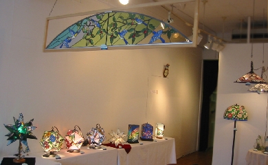 花鳥輪舞ステンドグラス展示会風景