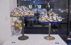 鳥のステンドグラスランプ